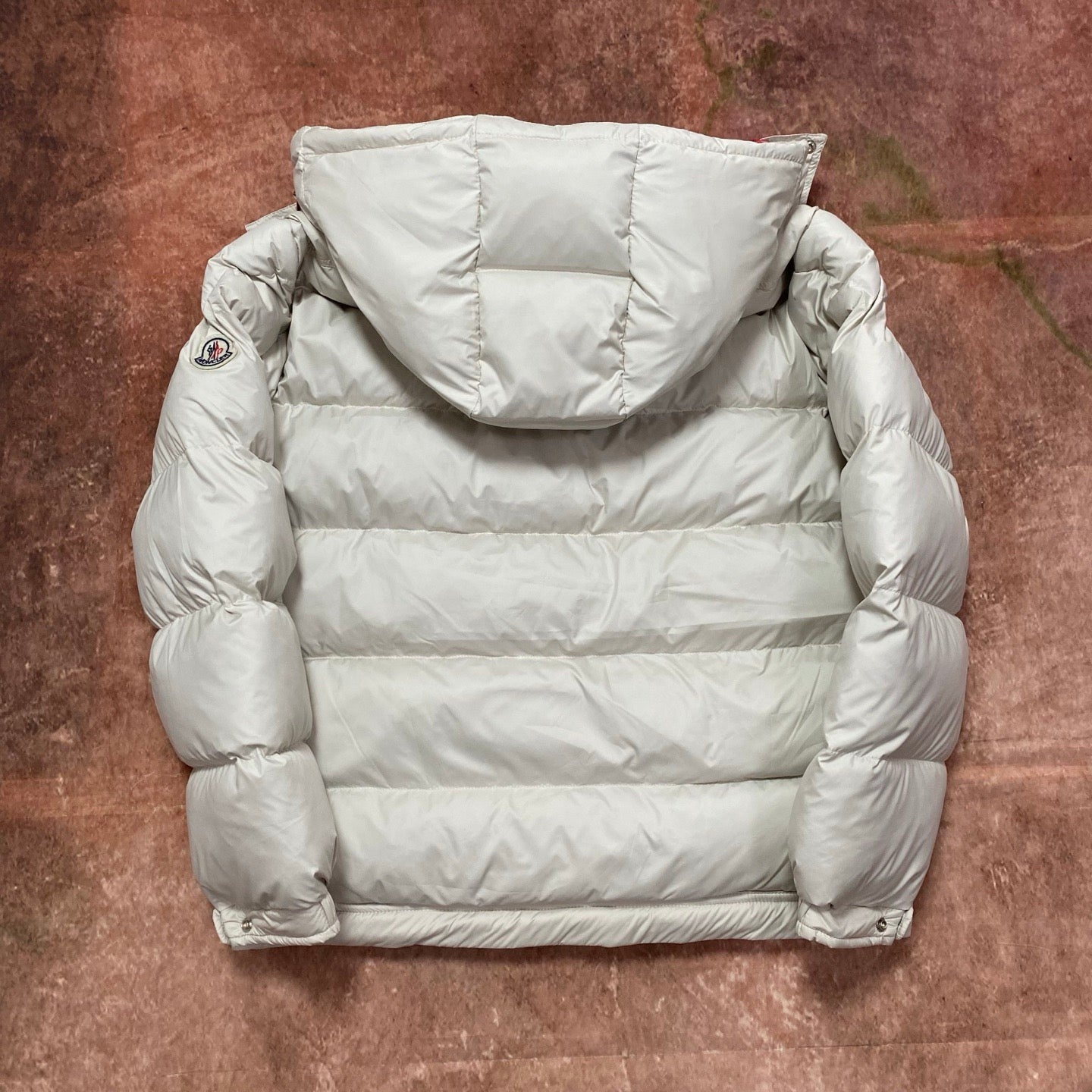 Moncler long puffer jacket, white padded back with hood and elastic cuffs
