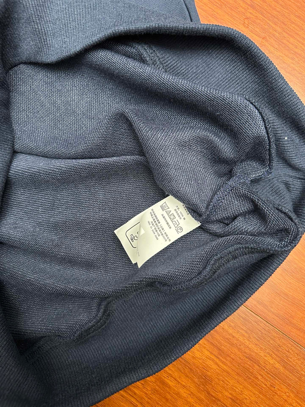 Polo Ralph Lauren sweatshirt fabric closeup with swing tag
