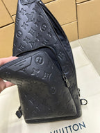 Men's Louis Vuitton monogram leather bag, dark blue/black, zipper top and front panel detail