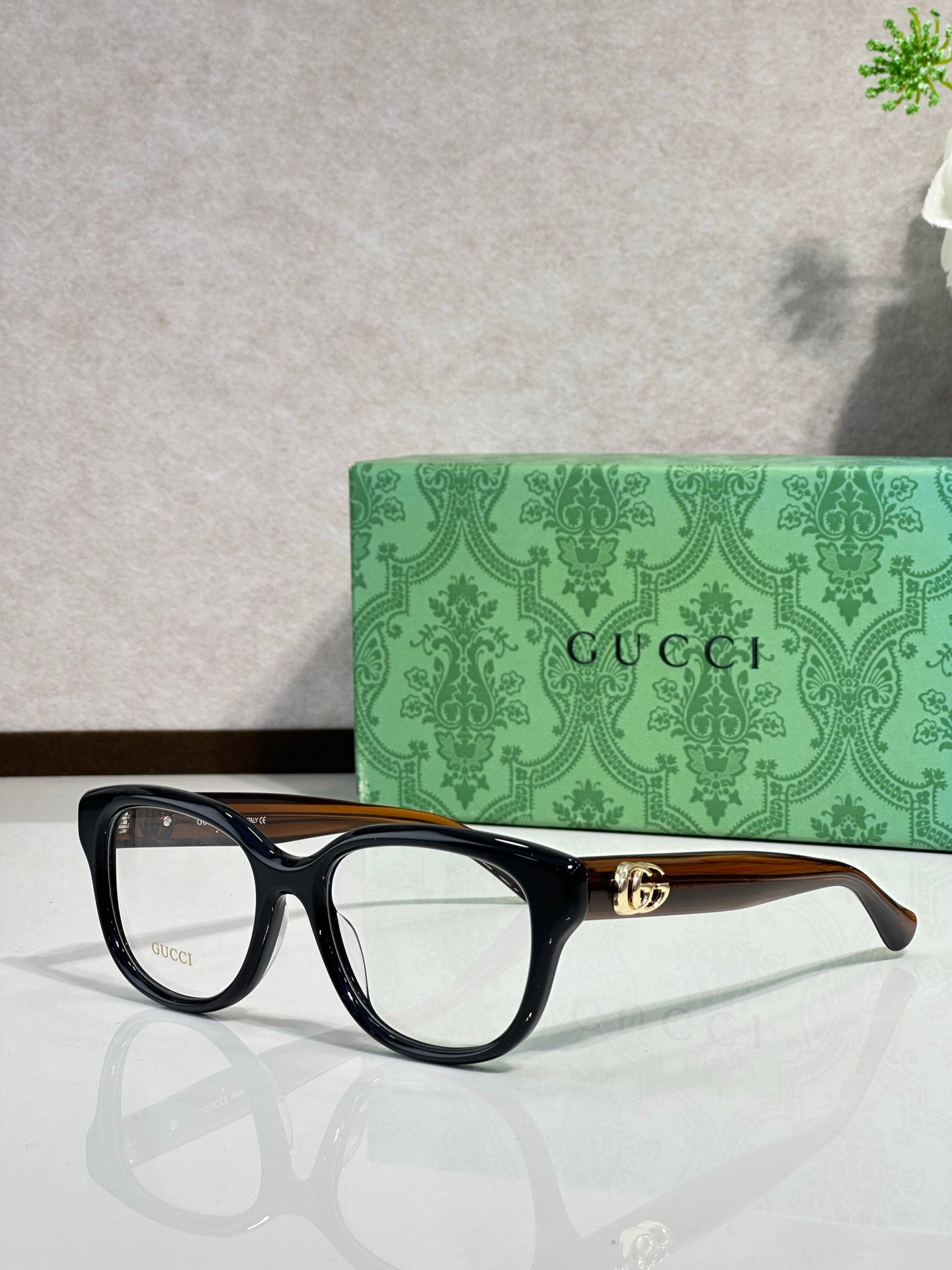 Gucci Glasses