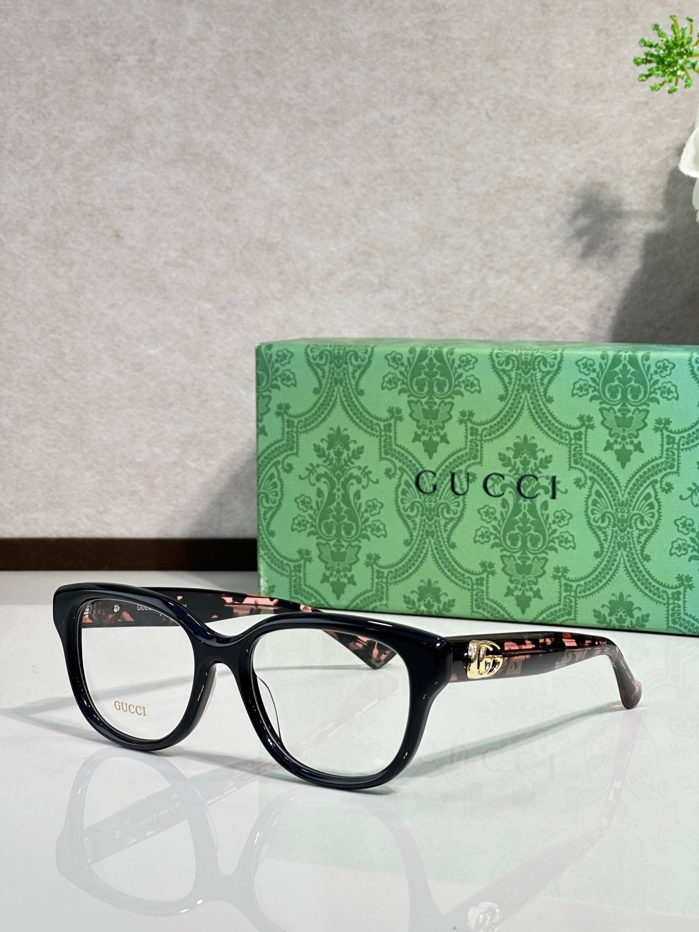Gucci Glasses