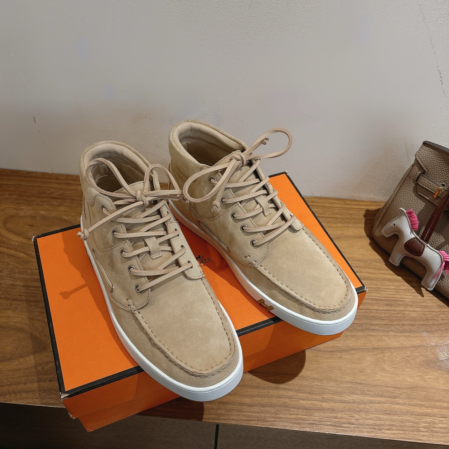 Luxury Shoes Hermes Unisex