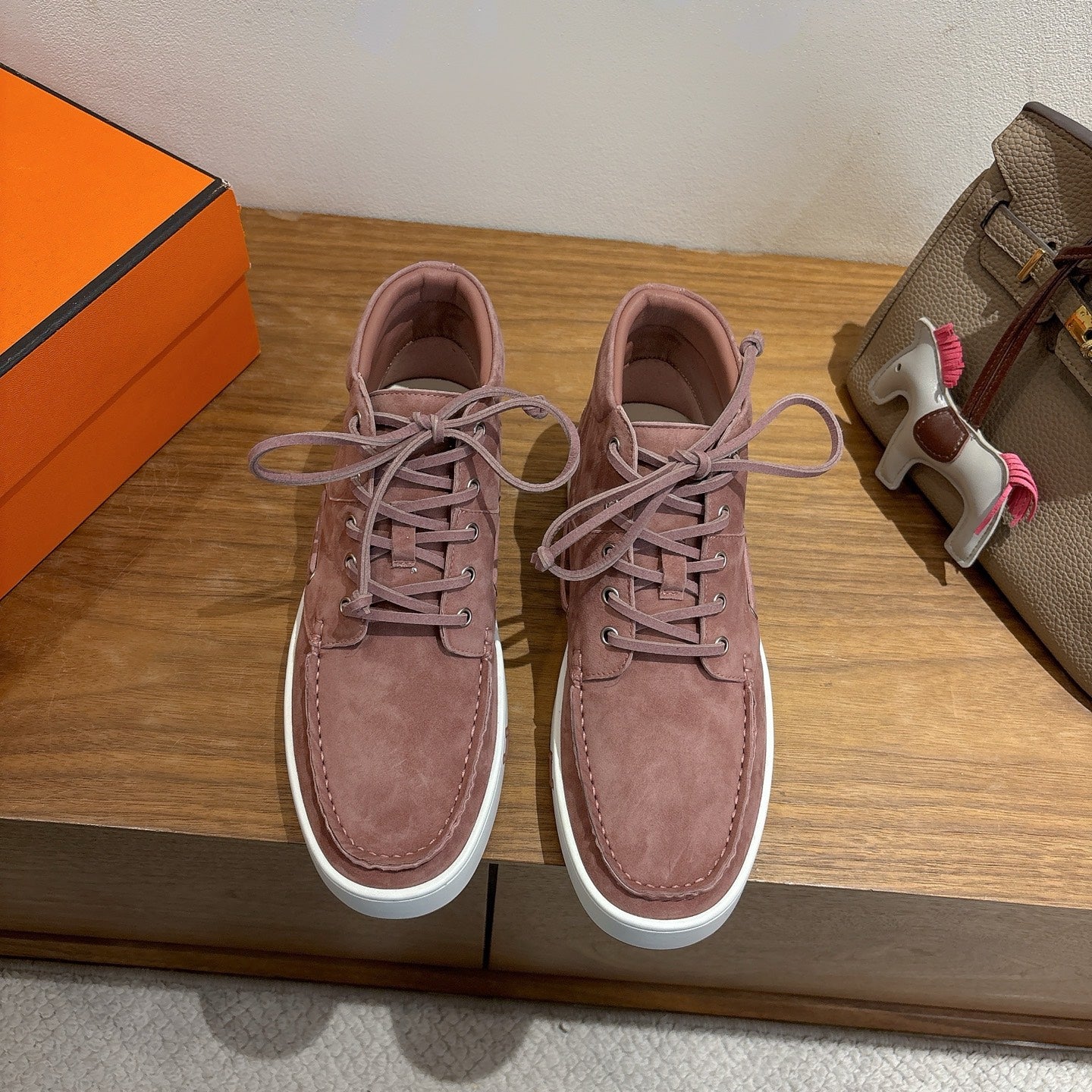 Luxury Shoes Hermes Unisex