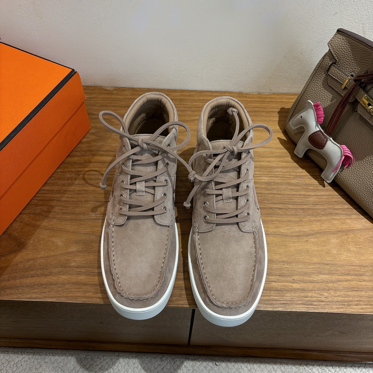 Luxury Shoes Hermes Unisex