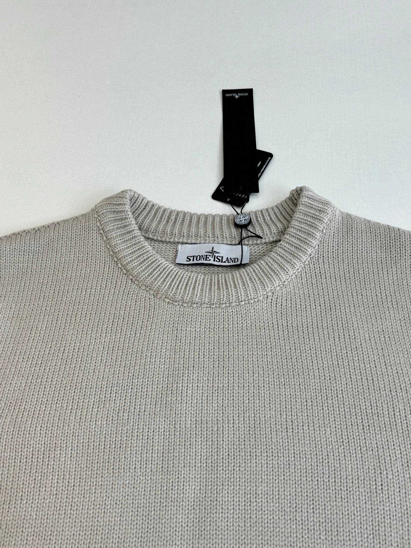 Clothes Stone Island