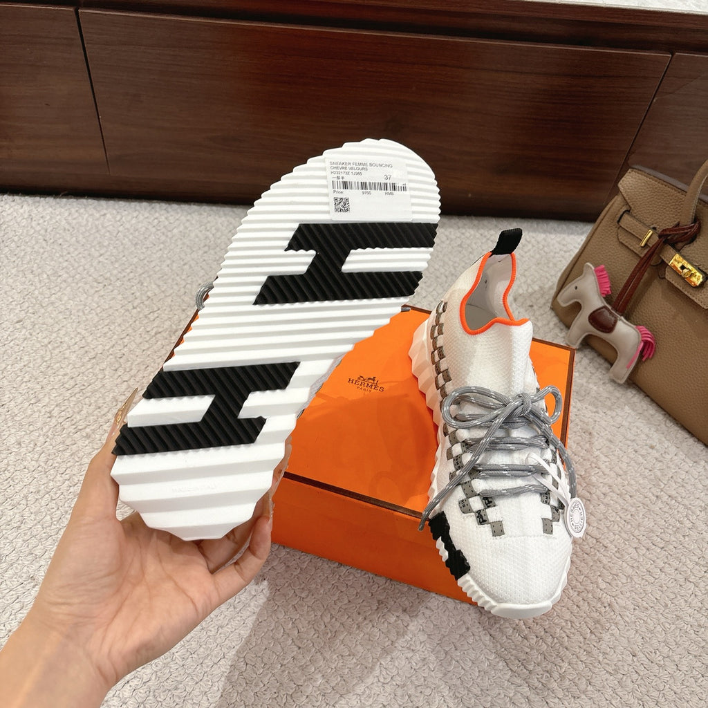 Hermes unisex sneaker sole and upper, white rubber tread with black stripes
