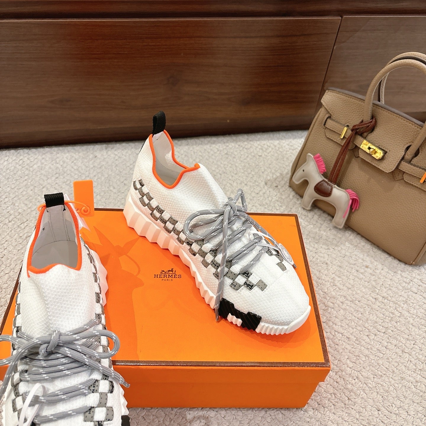 Luxury Shoes Hermes Unisex