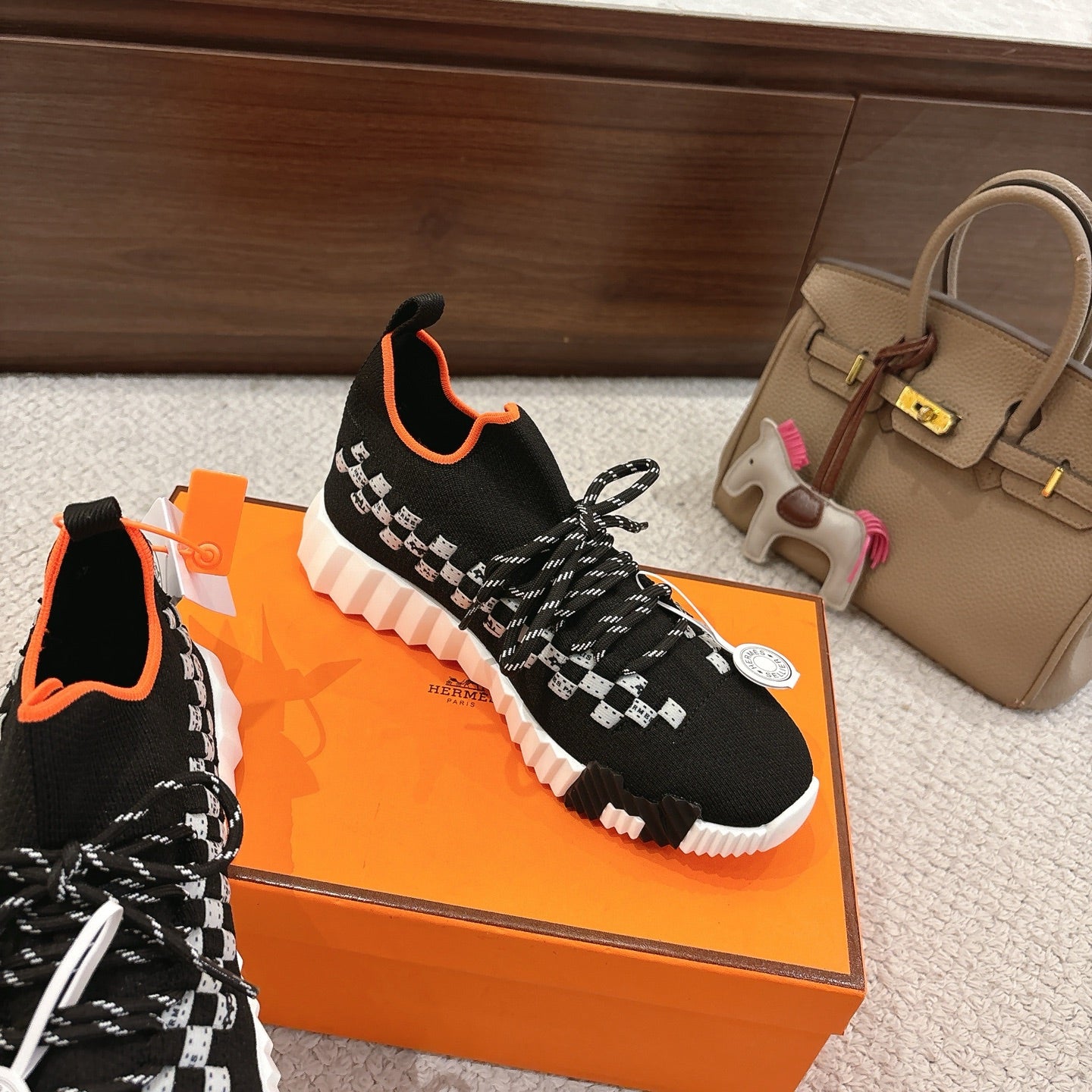 Luxury Shoes Hermes Unisex
