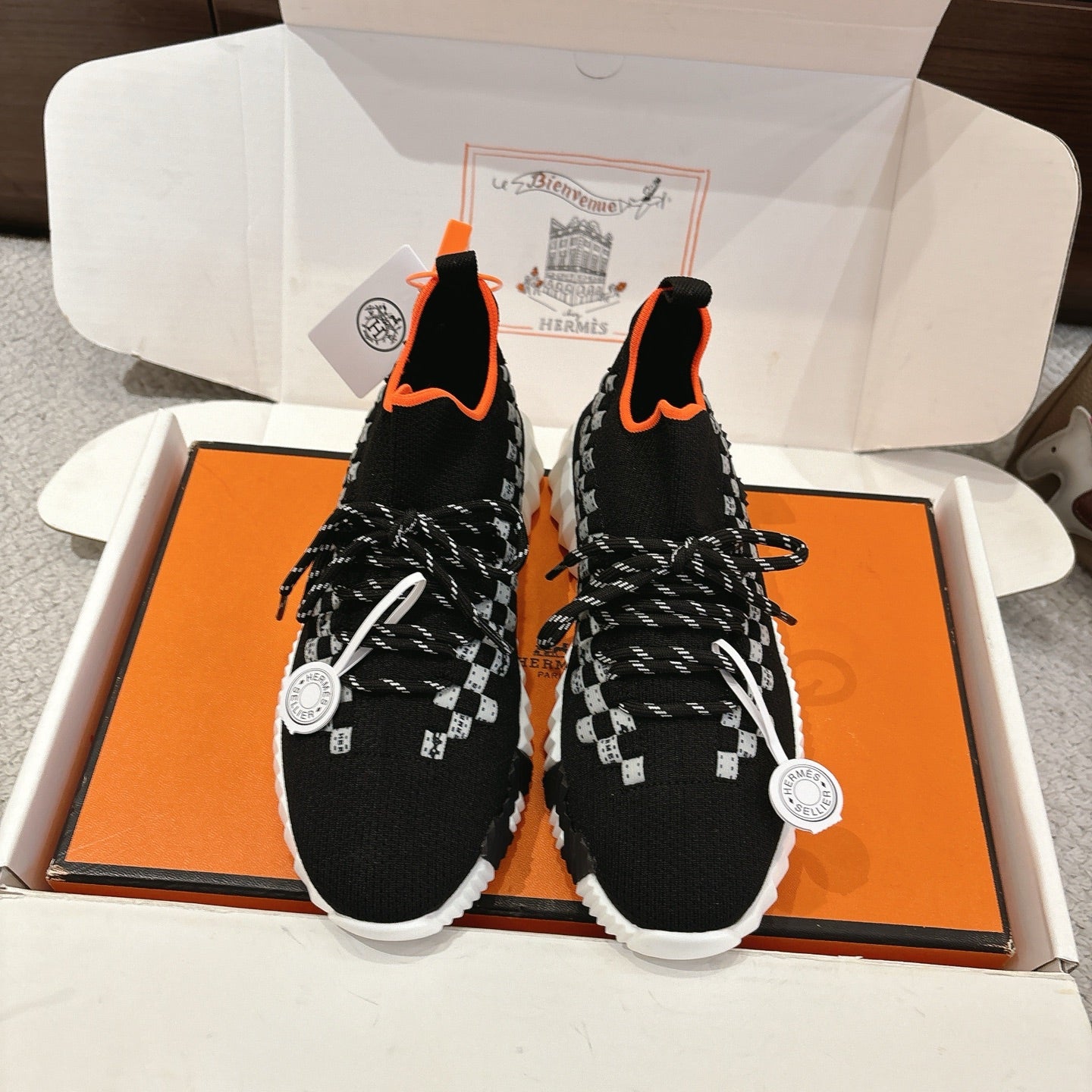 Luxury Shoes Hermes Unisex