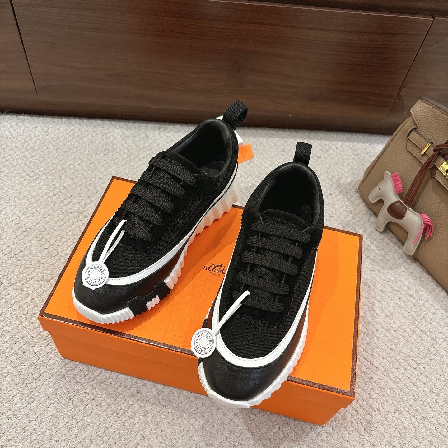 Luxury Shoes Hermes Unisex