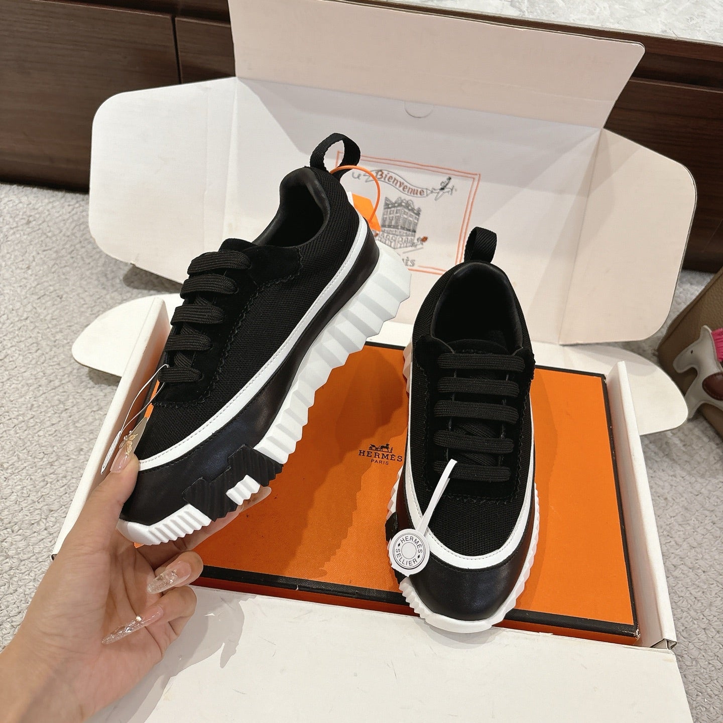 Luxury Shoes Hermes Unisex