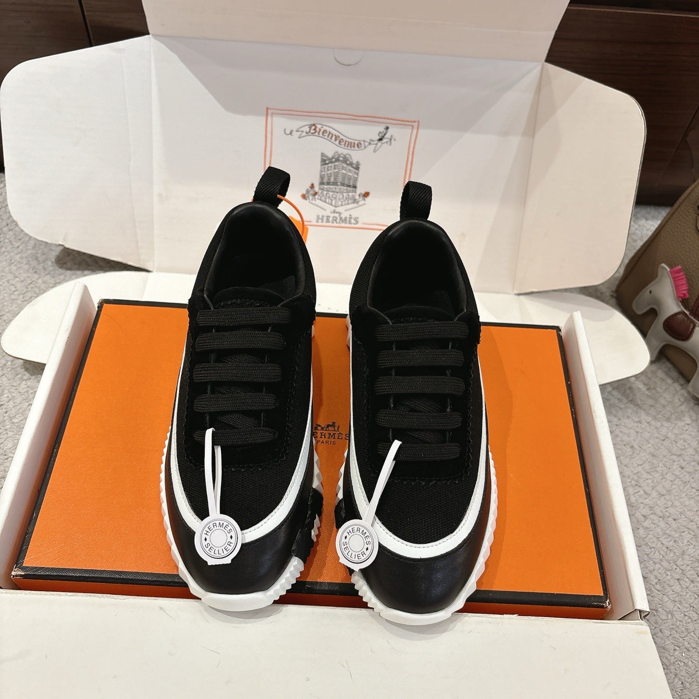 Luxury Shoes Hermes Unisex