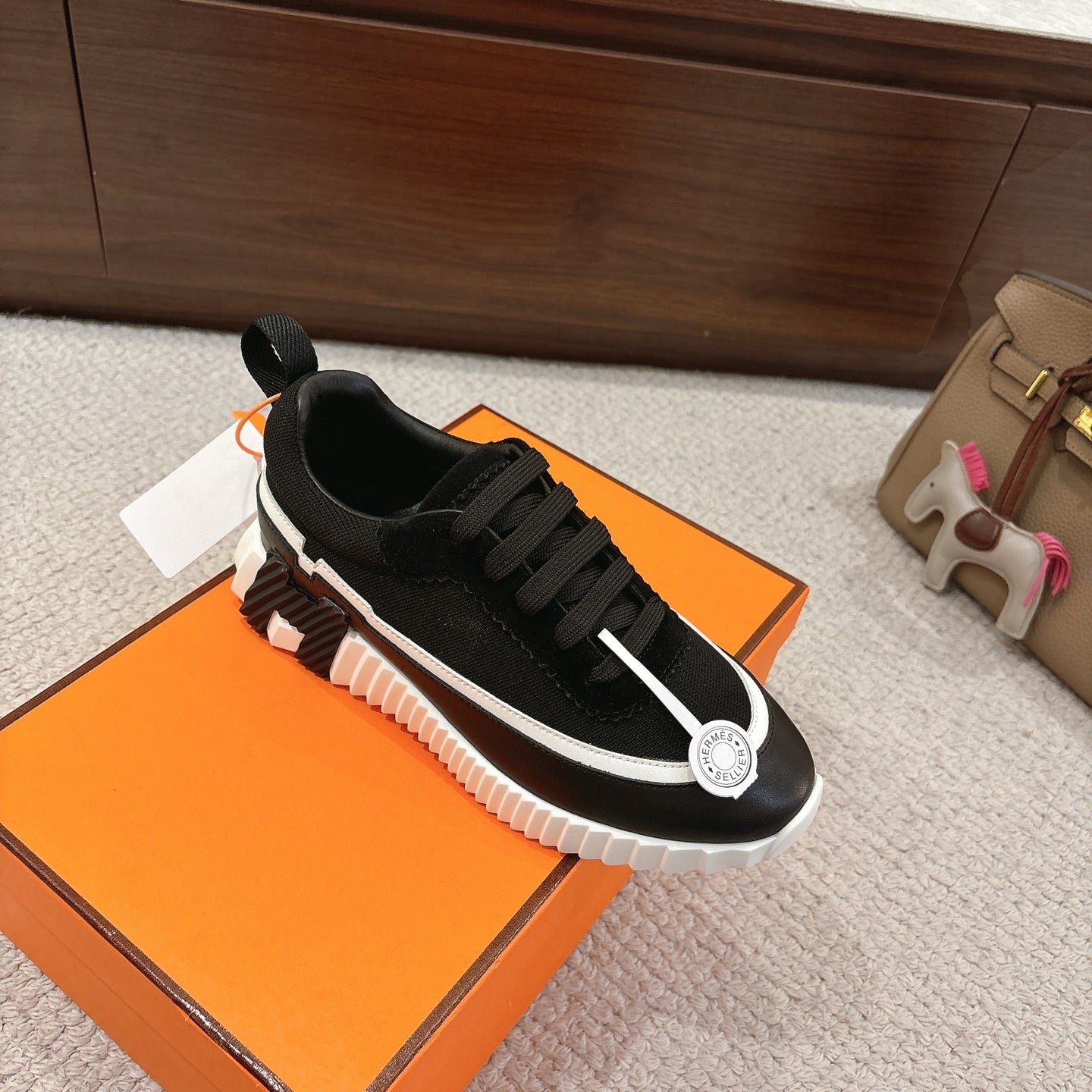 Luxury Shoes Hermes Unisex