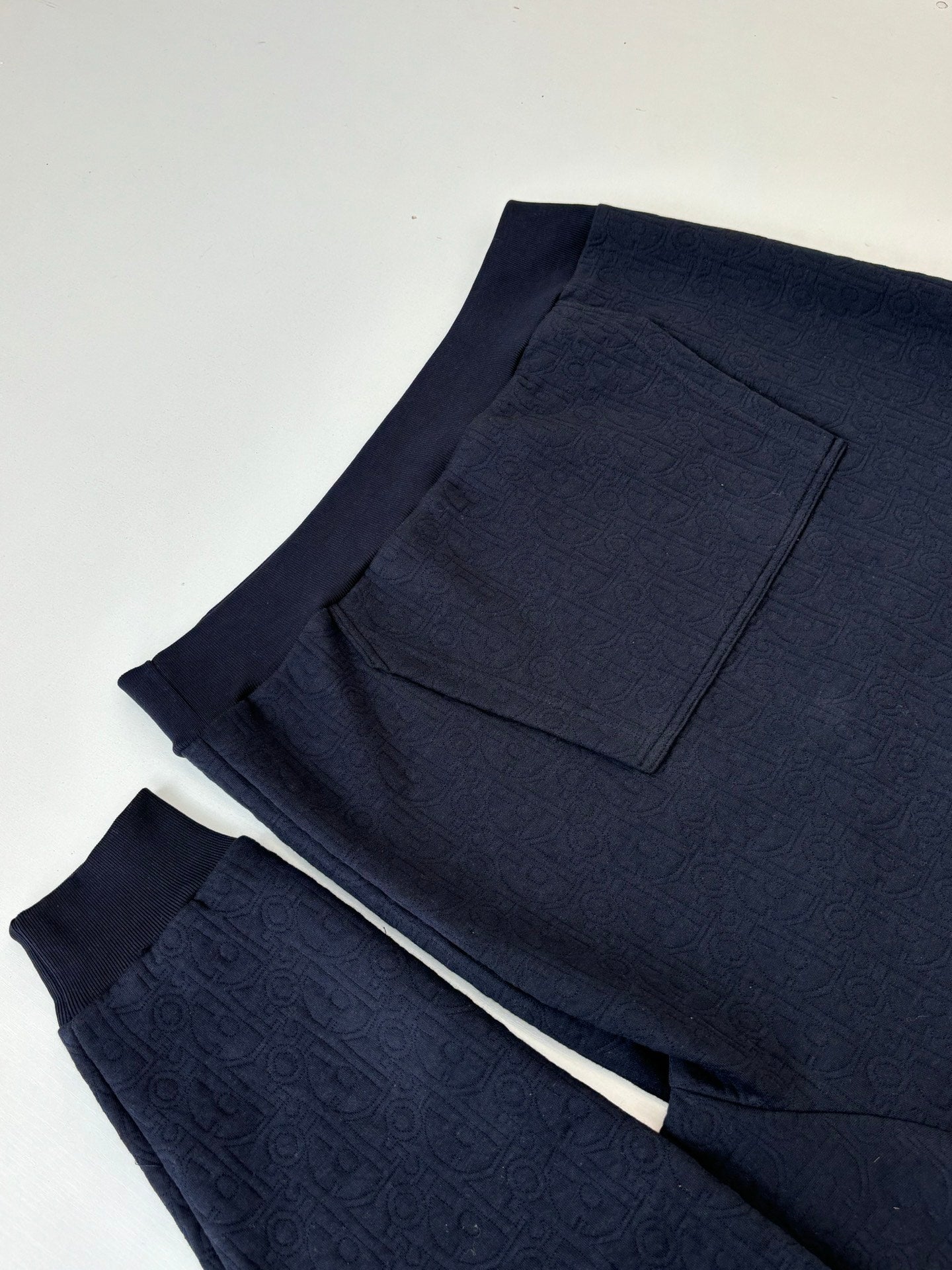 Dior navy long pants with side pocket, textured monogram fabric