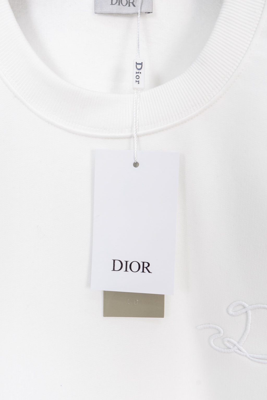 White sweatshirt crew neck with Dior hanging tag