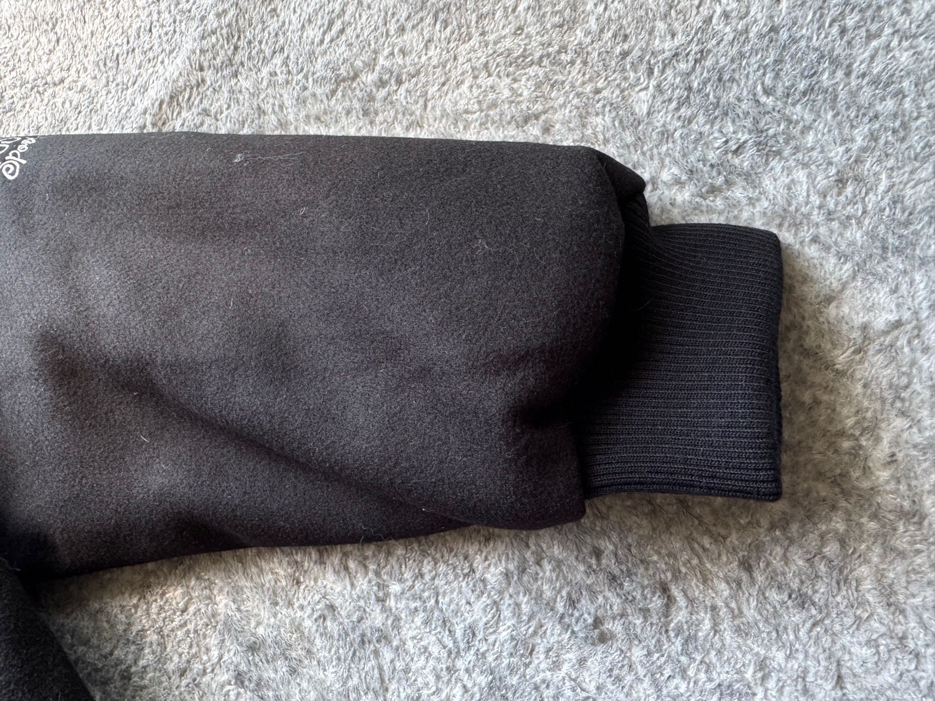 Stussy sweatshirt sleeve with ribbed dark cuff