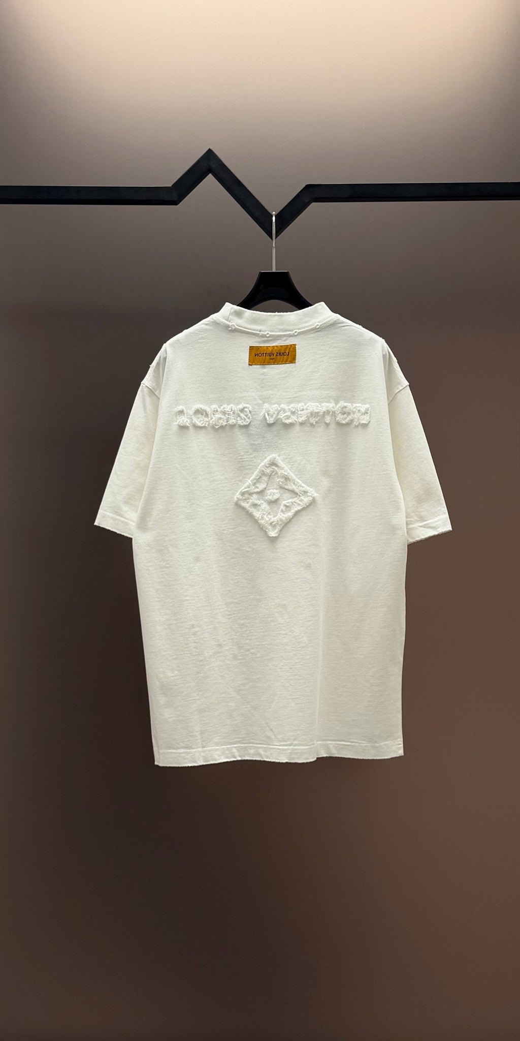 Louis Vuitton white crewneck T-shirt with front logo embroidery and emblem