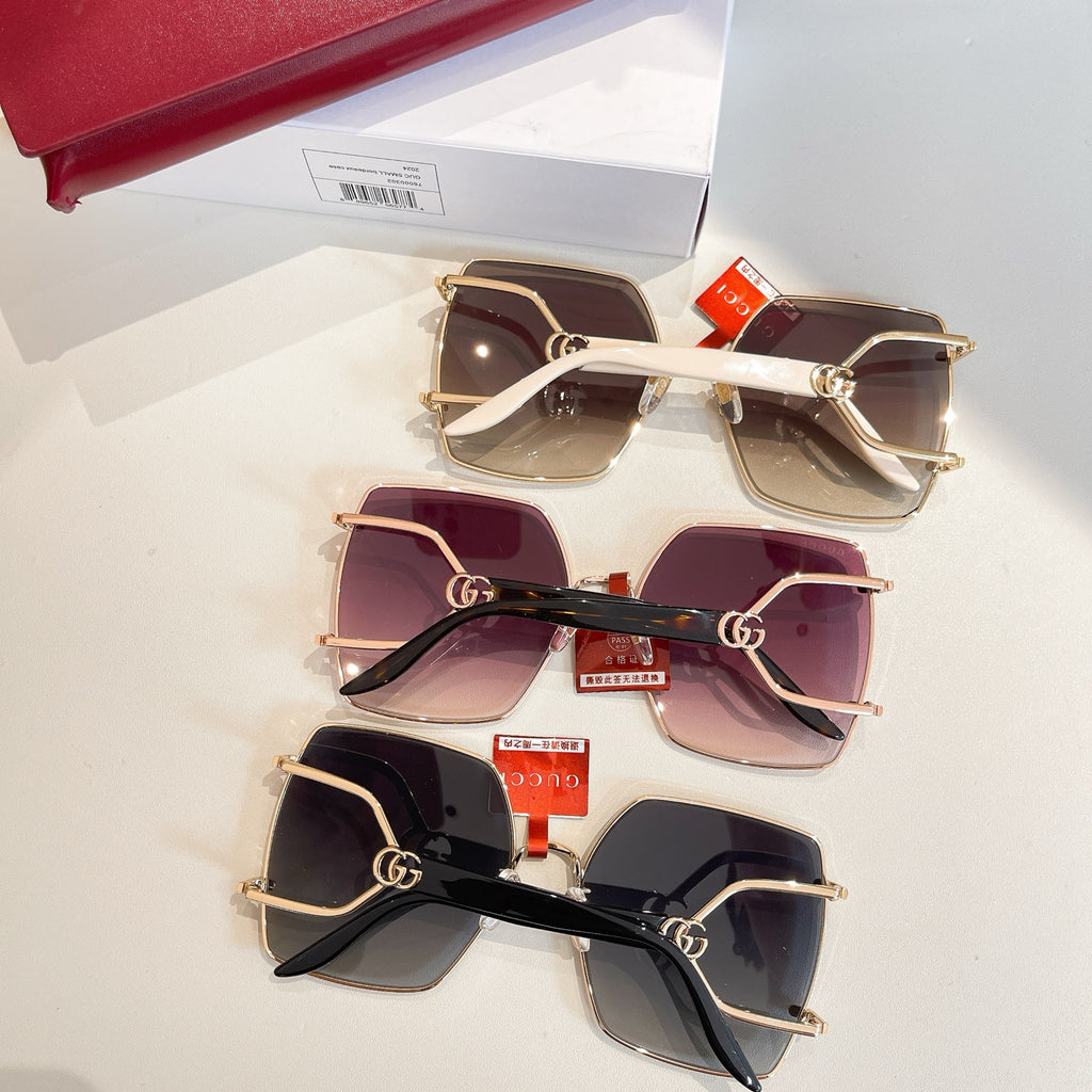 Gucci sunglasses set with four pairs: mixed gradient lenses and gold-tone frames
