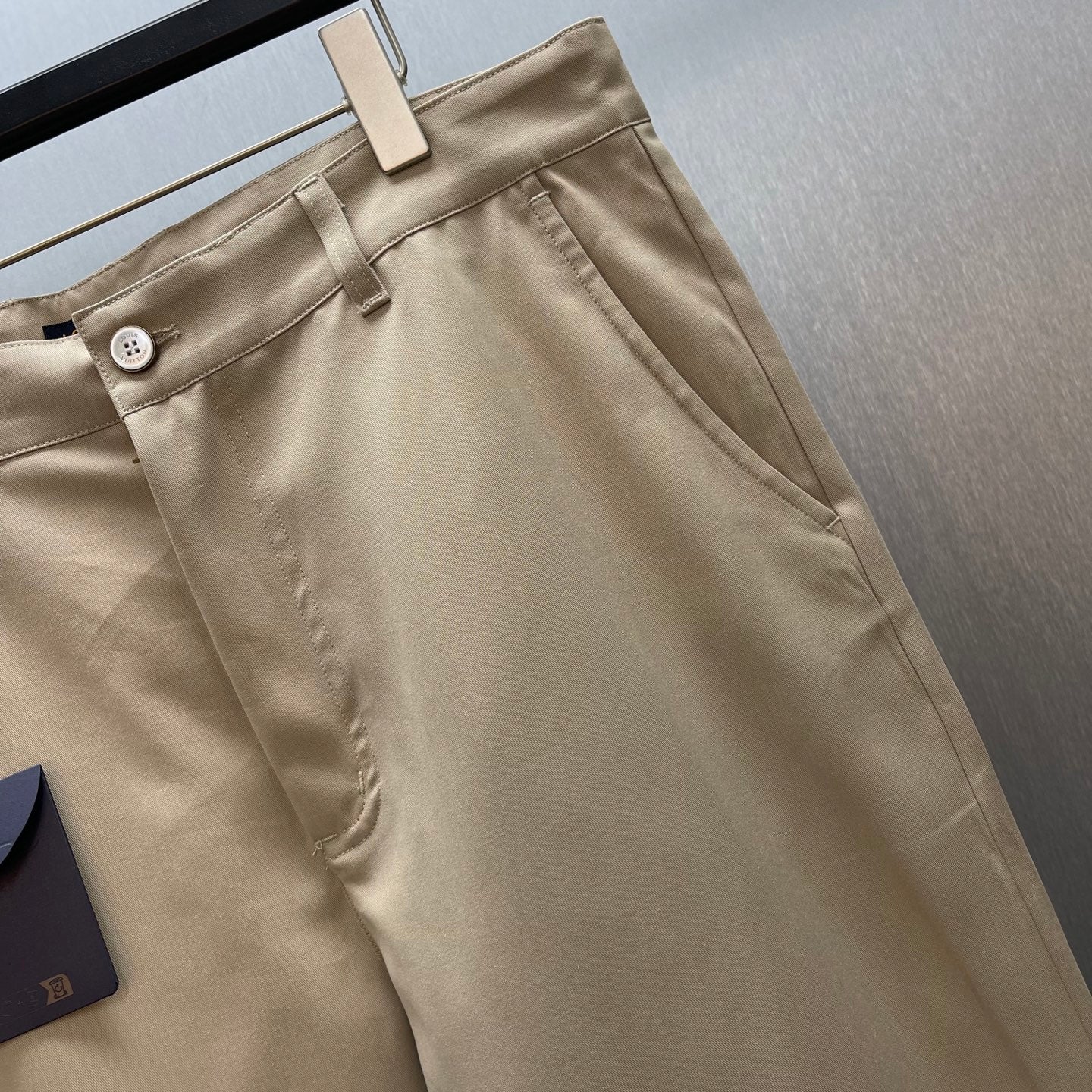 Louis Vuitton tan pants with side pockets and button at waistband