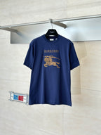 Dark blue short-sleeve T-shirt with Burberry logo and gold horse graphic