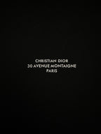 Black sweatshirt chest print: CHRISTIAN DIOR 30 AVENUE MONTAIGNE PARIS