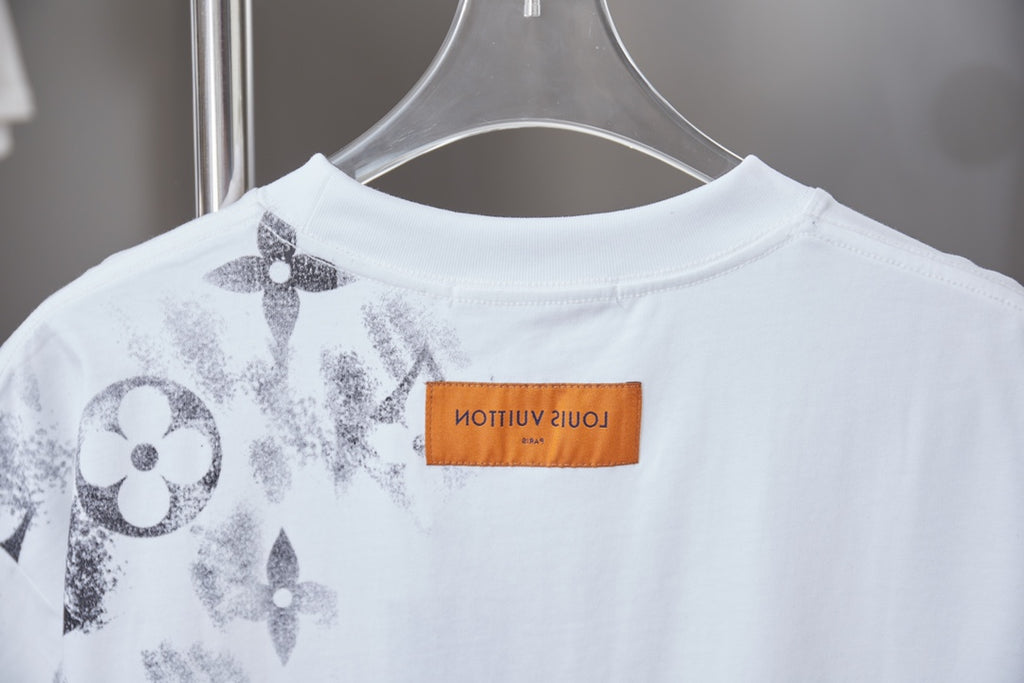 Louis Vuitton T-shirt back neckline with brand label and monogram print