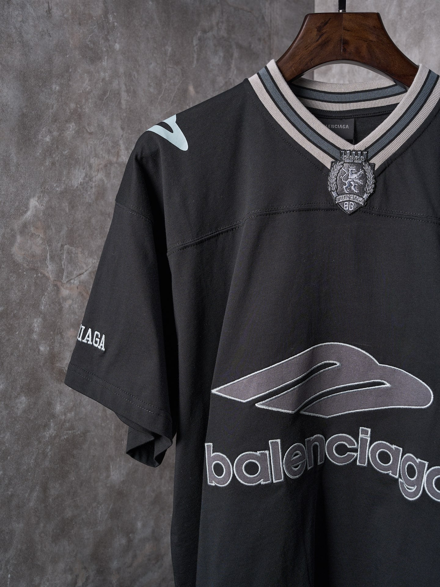 Balenciaga black short-sleeve T-shirt with Balenciaga logo graphic on front