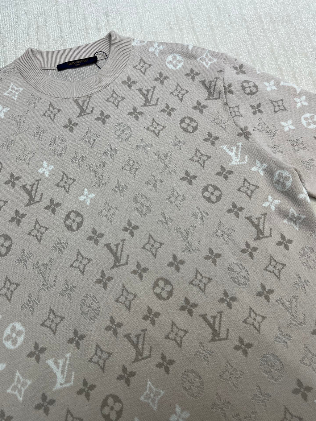 Louis Vuitton monogram short-sleeve T-shirt, light beige all-over pattern