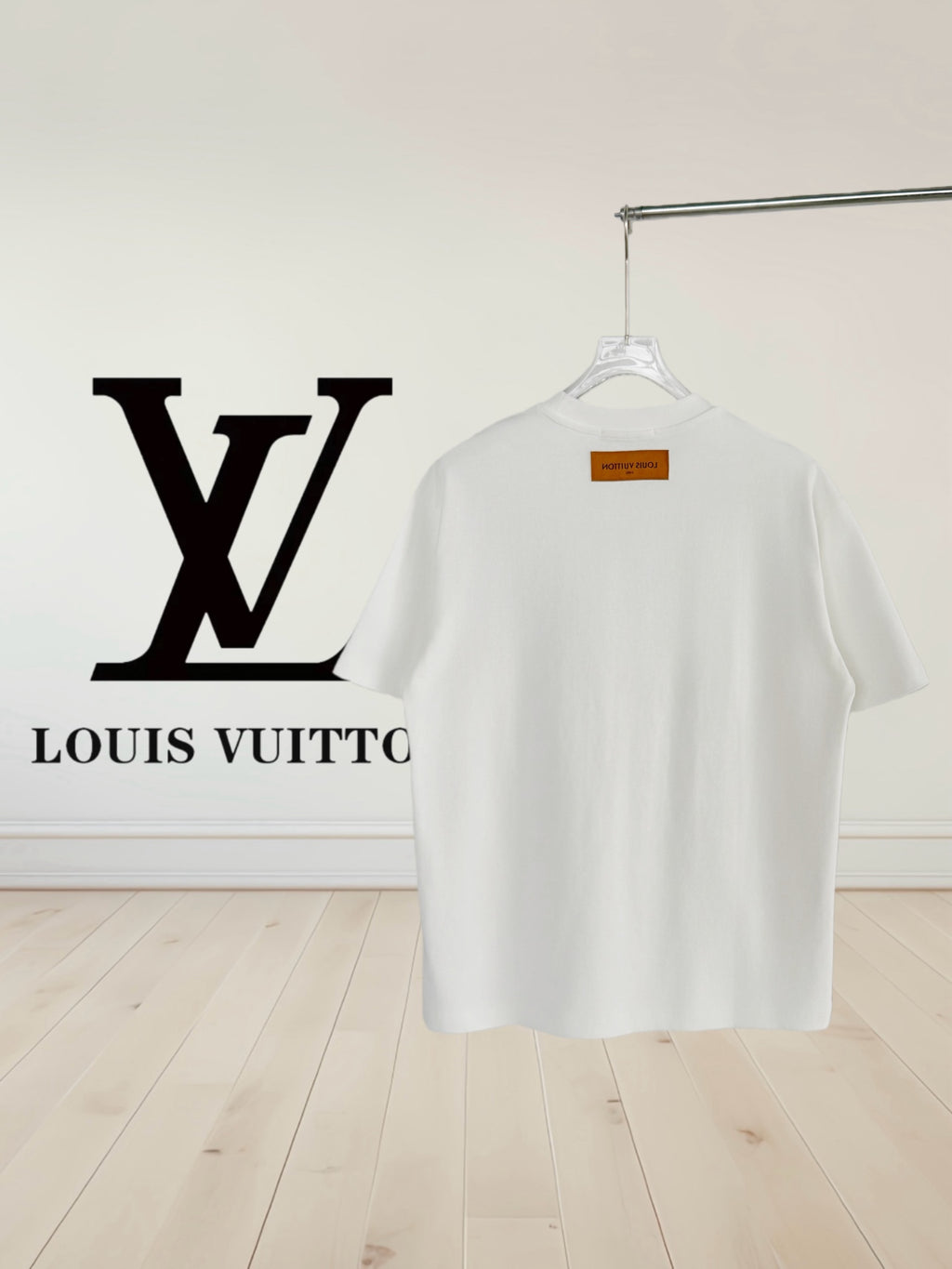Louis Vuitton white T-shirt back with small orange label