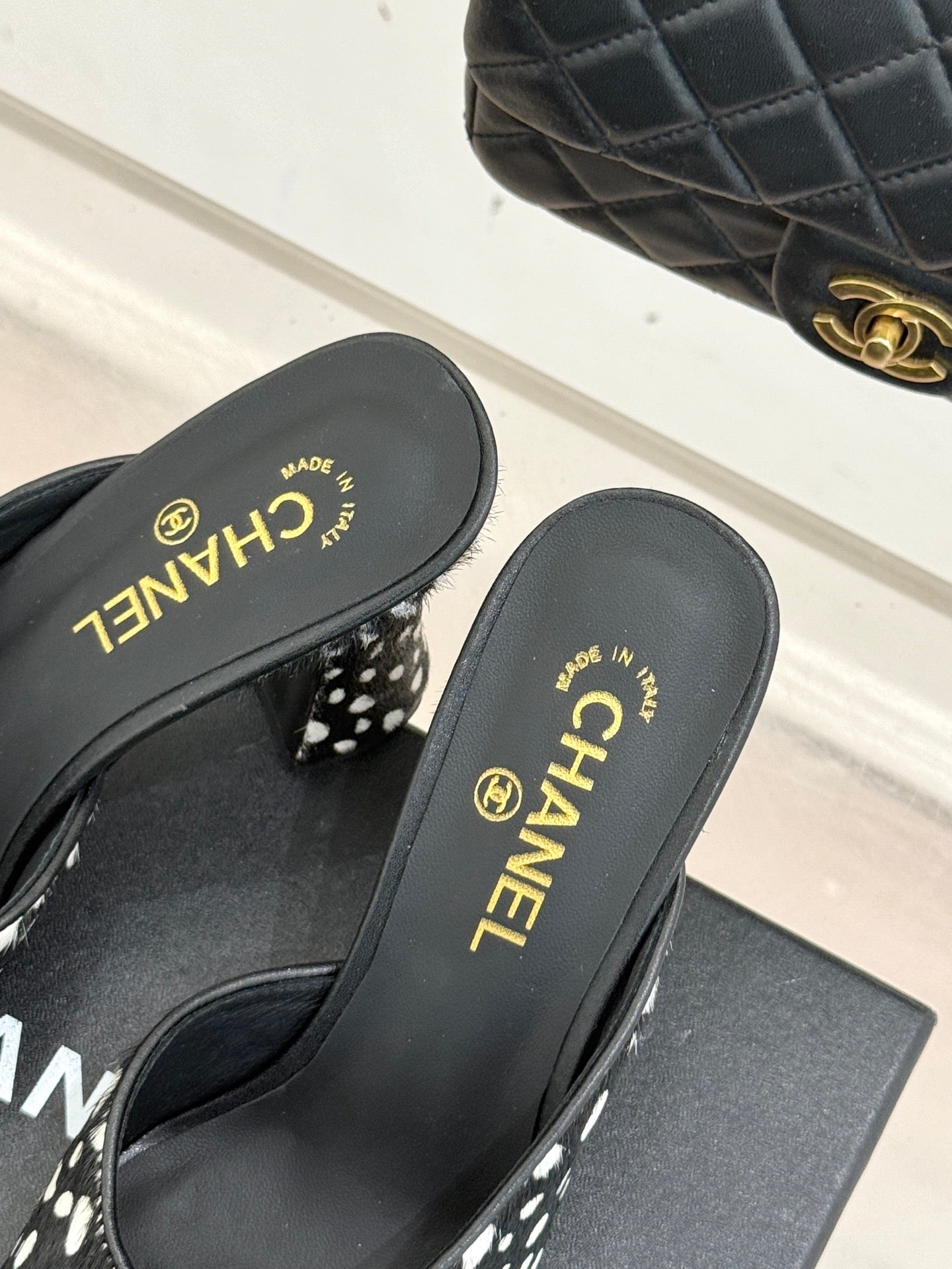 Mule heel insoles and soles, black with white spots and mint green toe