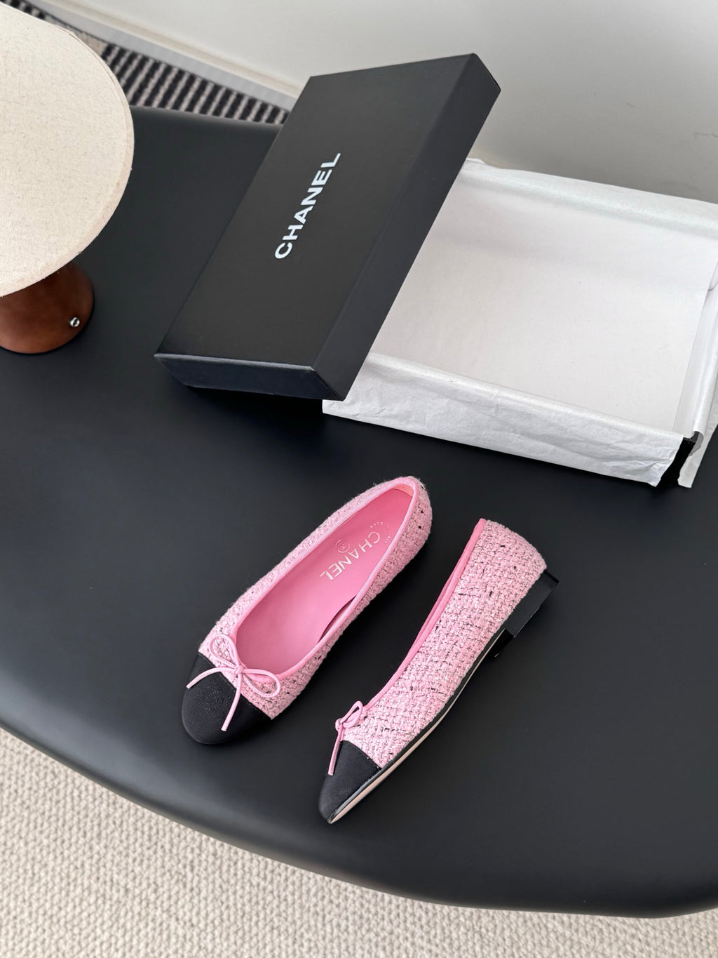 Chanel ladies pink and black ballet flats with ribbon bow front