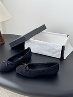 Women's dark lace-up ballet flats, rounded toe, bow tie detail