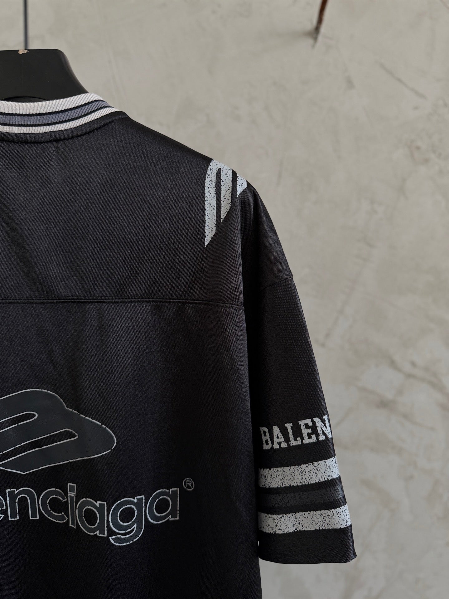Balenciaga black polo shirt back with graphic print and striped sleeve band
