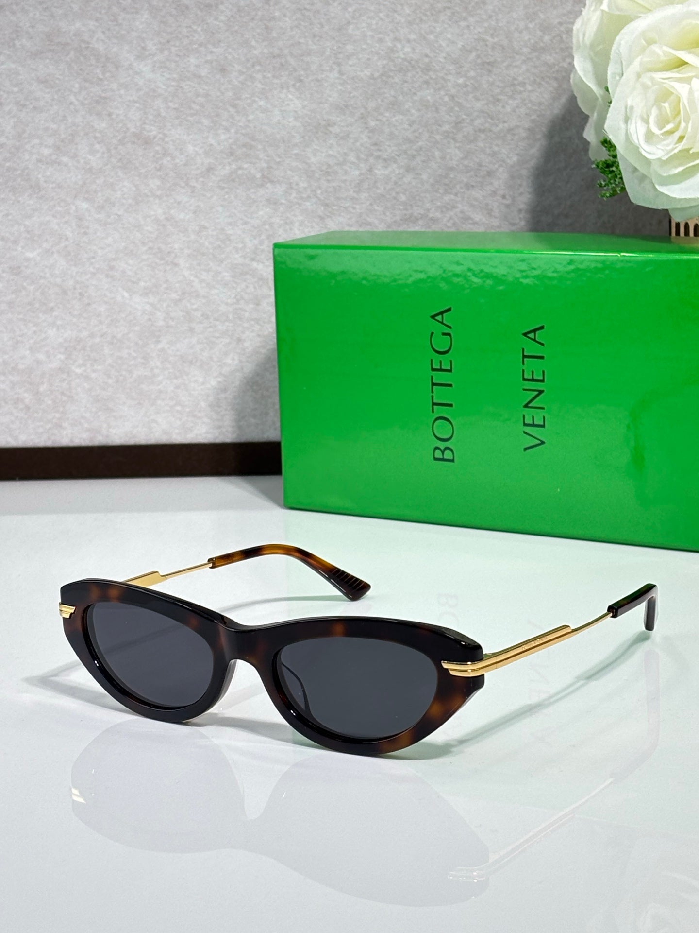 Bottega Veneta Glasses