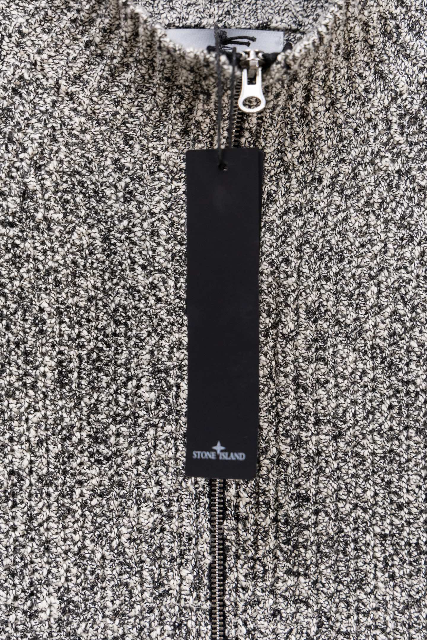 Clothes Stone Island