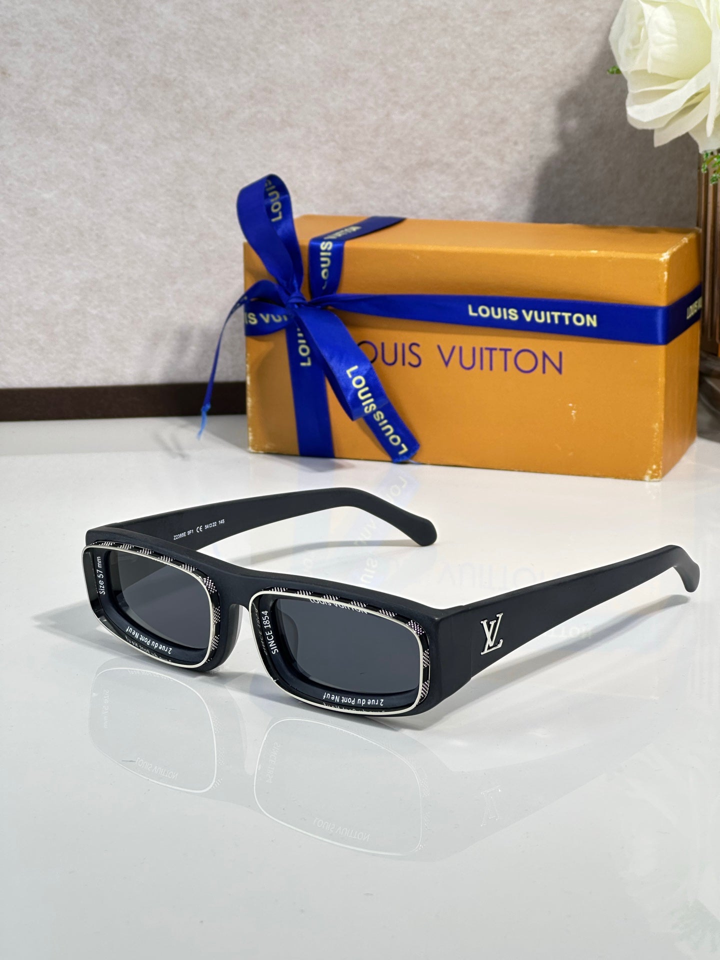 Louis Vuitton Glasses