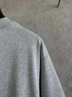 Gray short-sleeve T-shirt with side seam detail