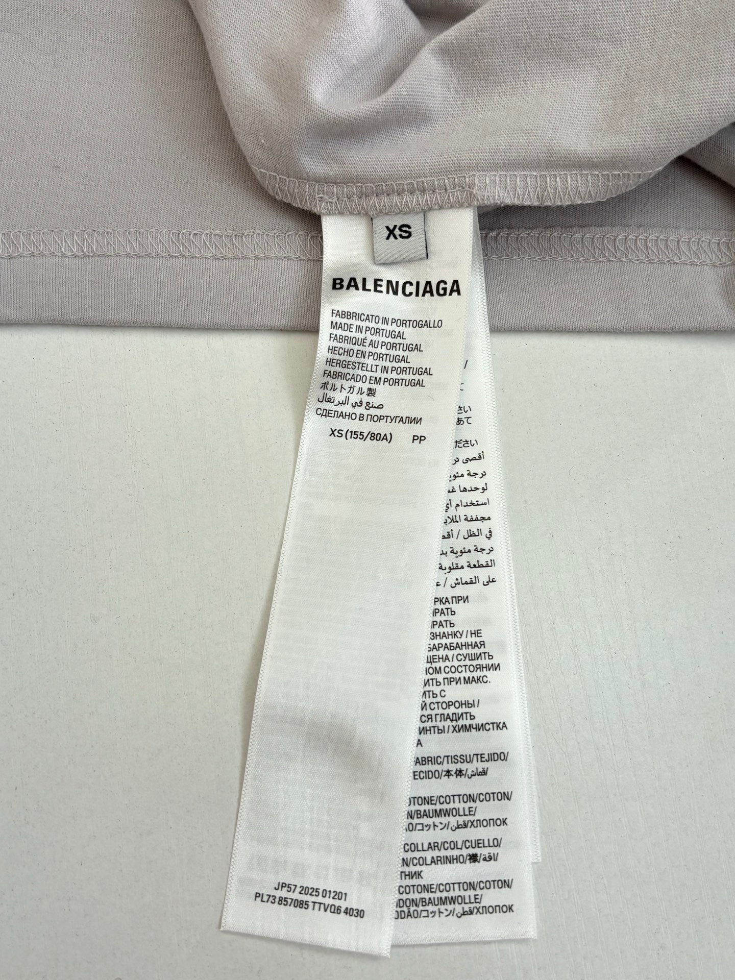 Light gray crewneck top size and care label, BALENCIAGA, XS