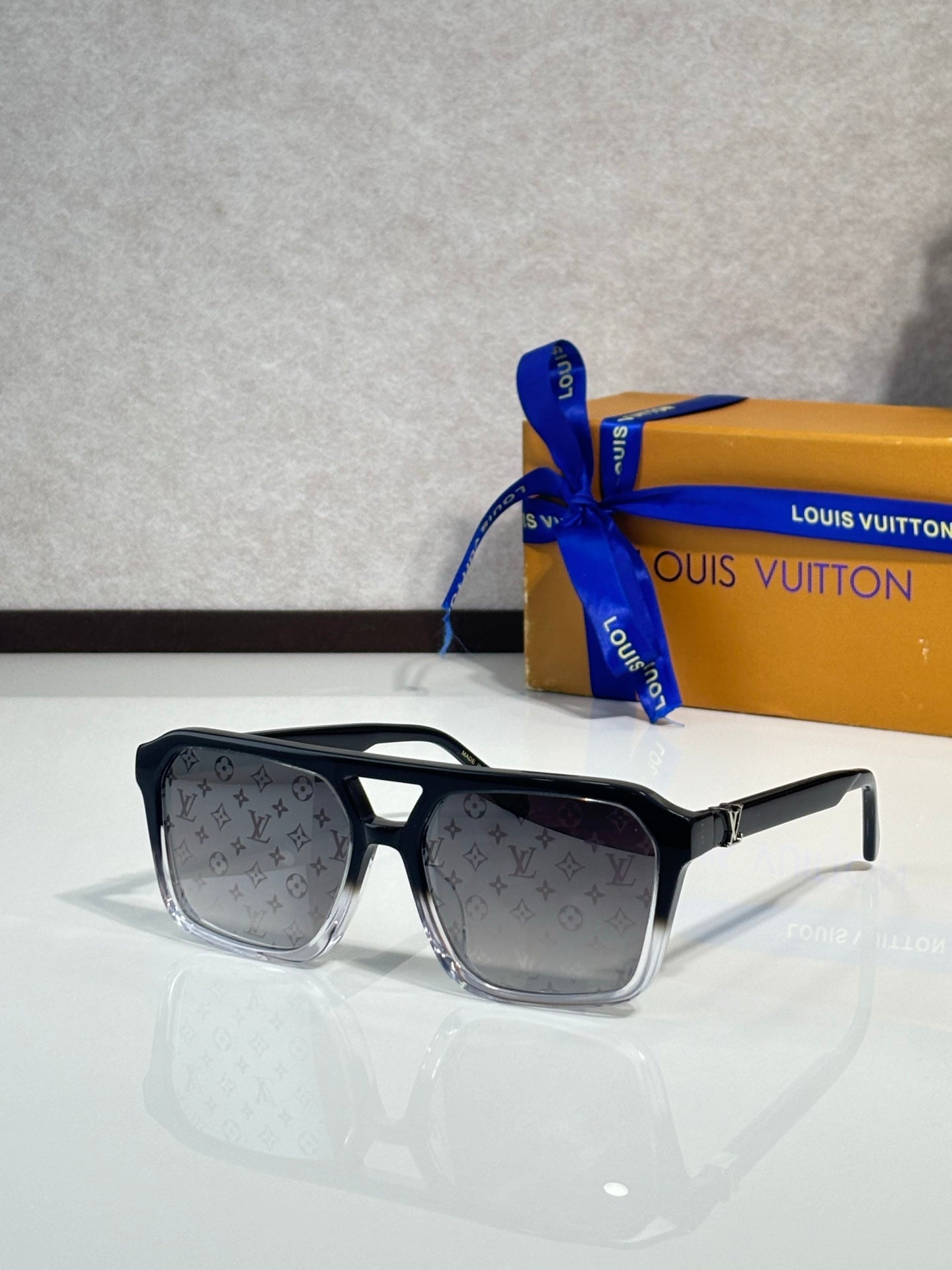 Louis Vuitton Glasses