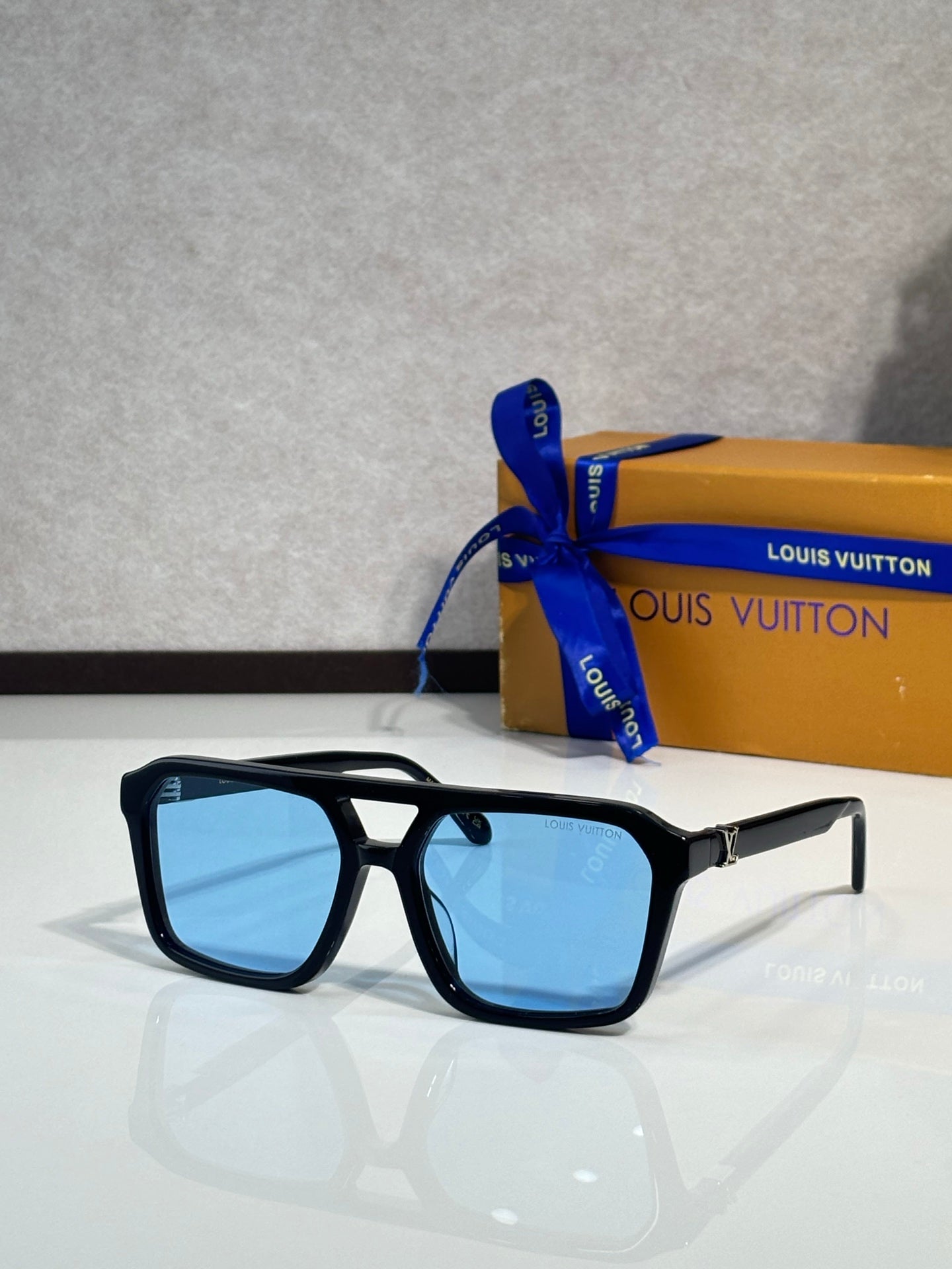 Louis Vuitton Glasses