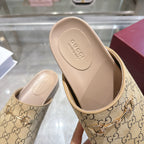 Gucci GG slide sandal interior, light beige footbed with logo and beige patterned upper