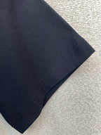 Versace dark T-shirt sleeve and side hem, short cuff