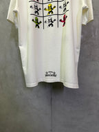 Light short-sleeve T-shirt with figure grid on back and small hem logo