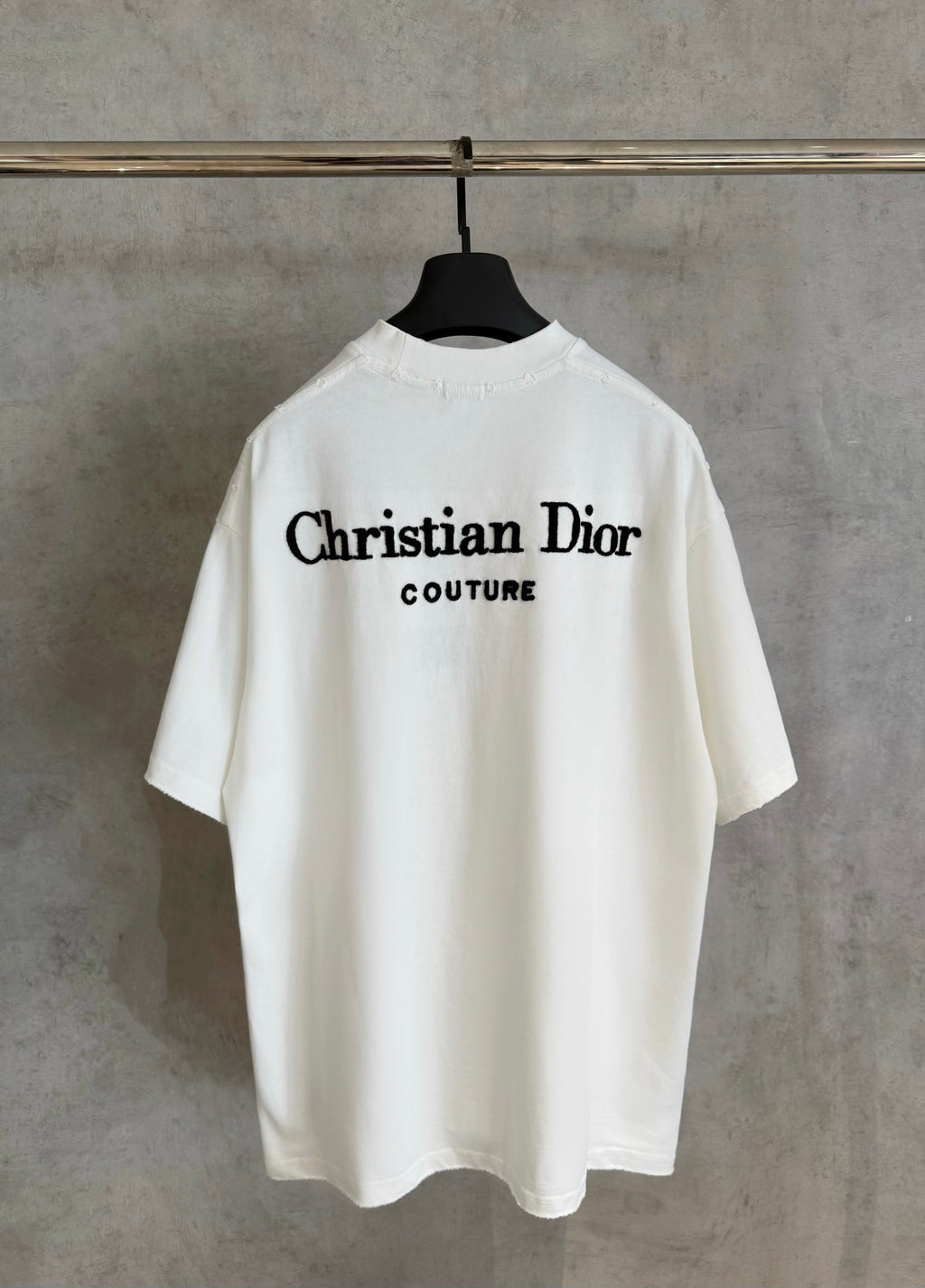 White Christian Dior short-sleeve T-shirt with large back “Christian Dior Couture” print