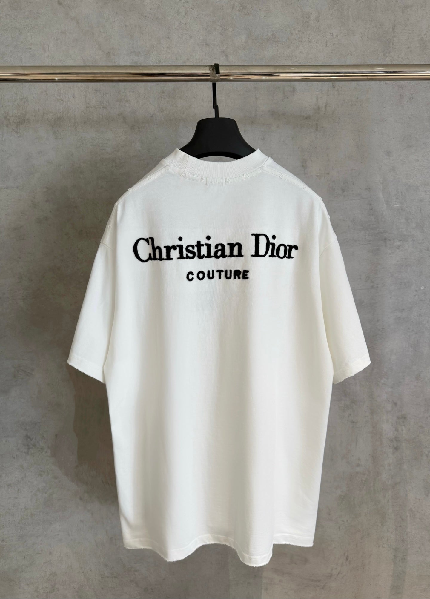 White Christian Dior short-sleeve T-shirt with large back “Christian Dior Couture” print