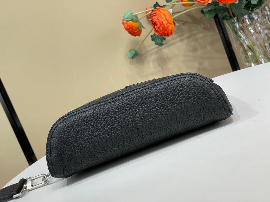 Louis Vuitton bag pouch in dark textured leather with curved top and zipper detail