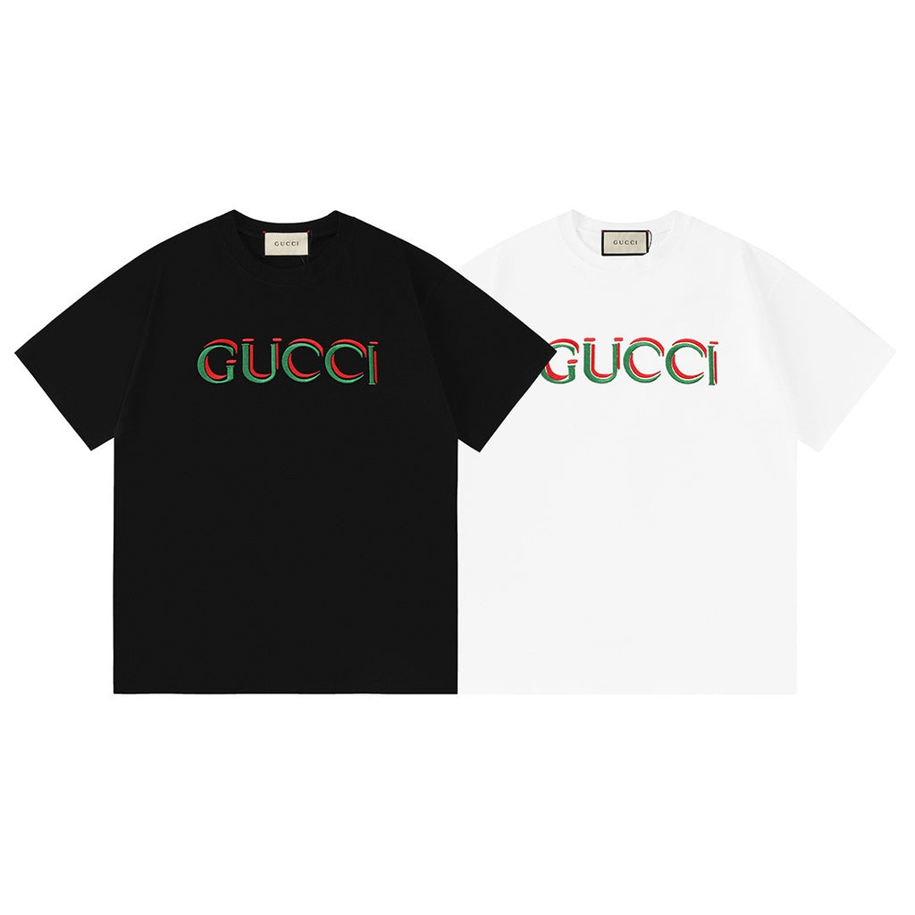 Black and white short-sleeve T-shirts with Gucci logo print
