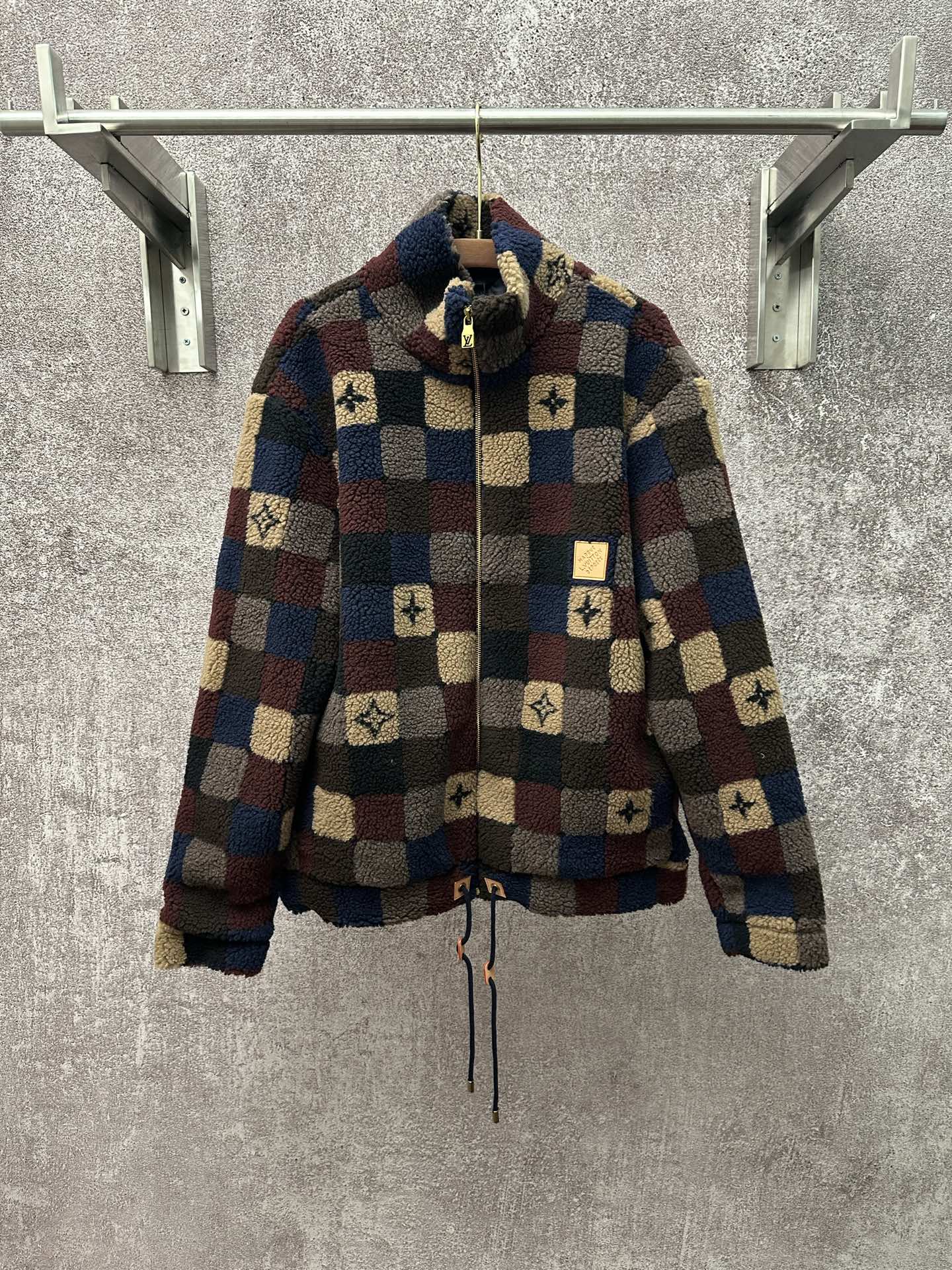 Long-sleeve check sherpa jacket with full zip and stand collar, multicolor