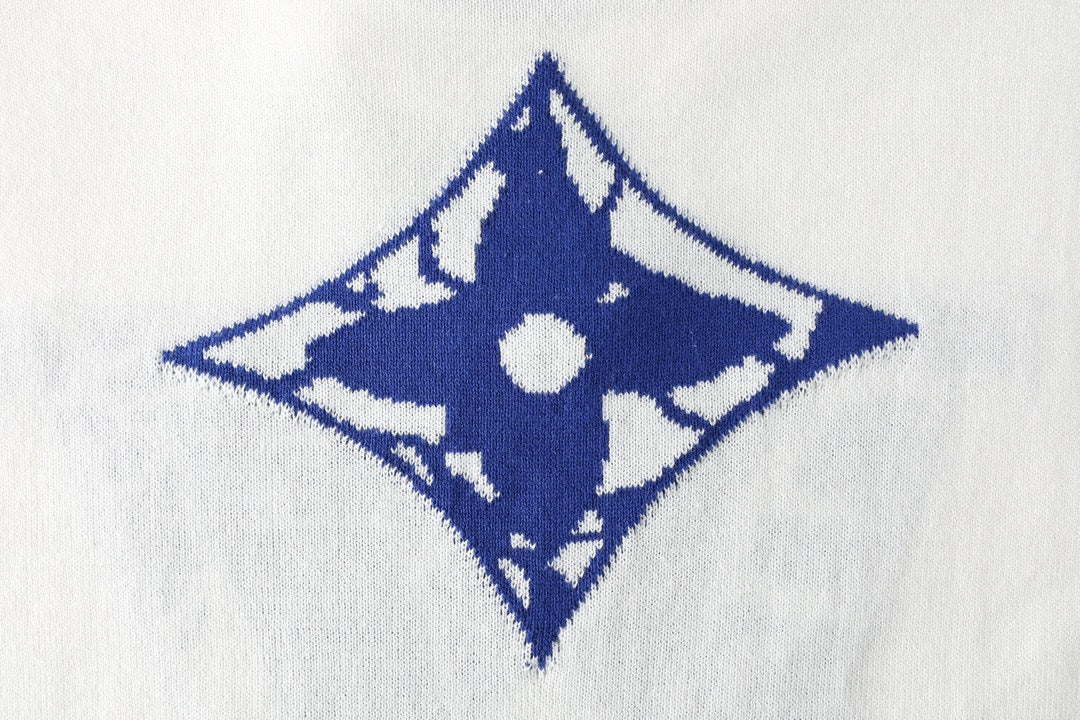 Louis Vuitton T-shirt detail, white fabric with blue diamond logo print