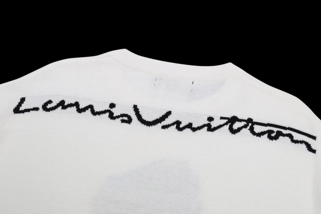 Louis Vuitton white T-shirt back script logo detail